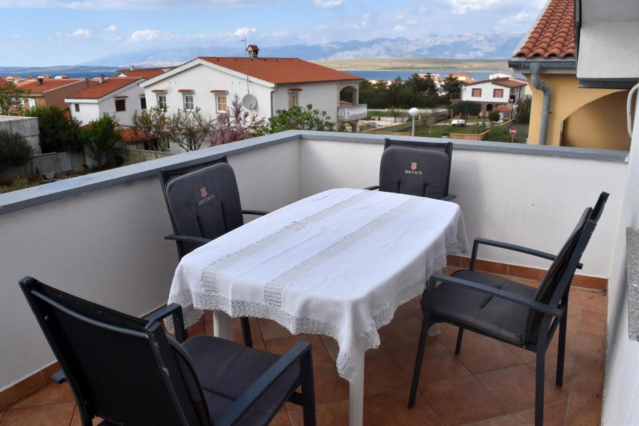 Apartments Paric Vir Luaran gambar